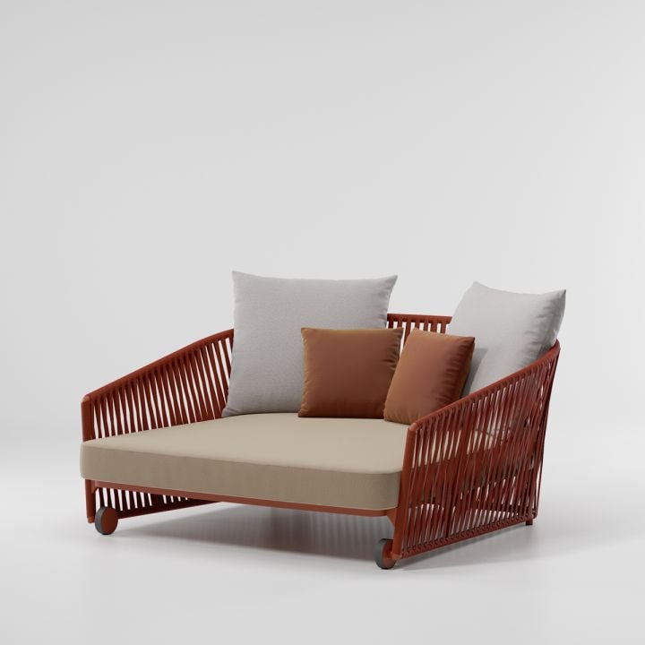 bitta_lounge_daybed_bela_rope.jpg