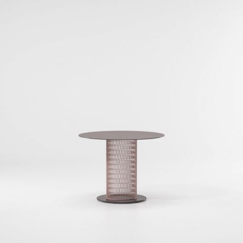 mesh_low_dining_table_.jpg