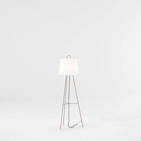 objects_mia_floor_lamp_l.jpg